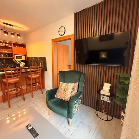 Aura Centrum 아파트