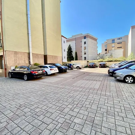 Aura Centrum *